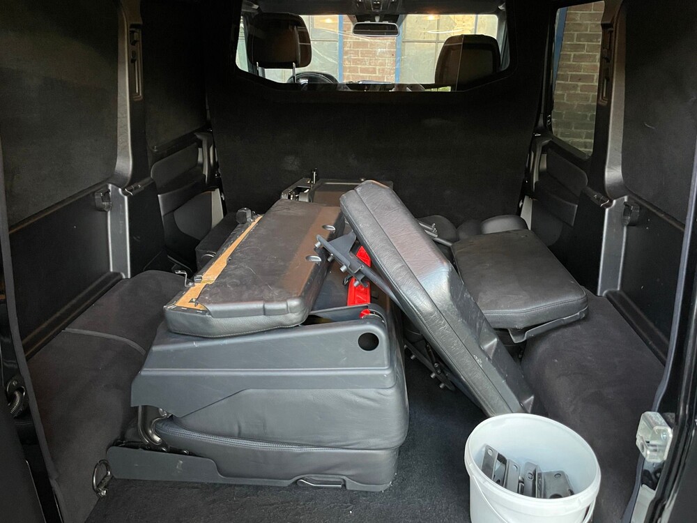 211 PS grauer G-Klasse 2013, VSV-08-S