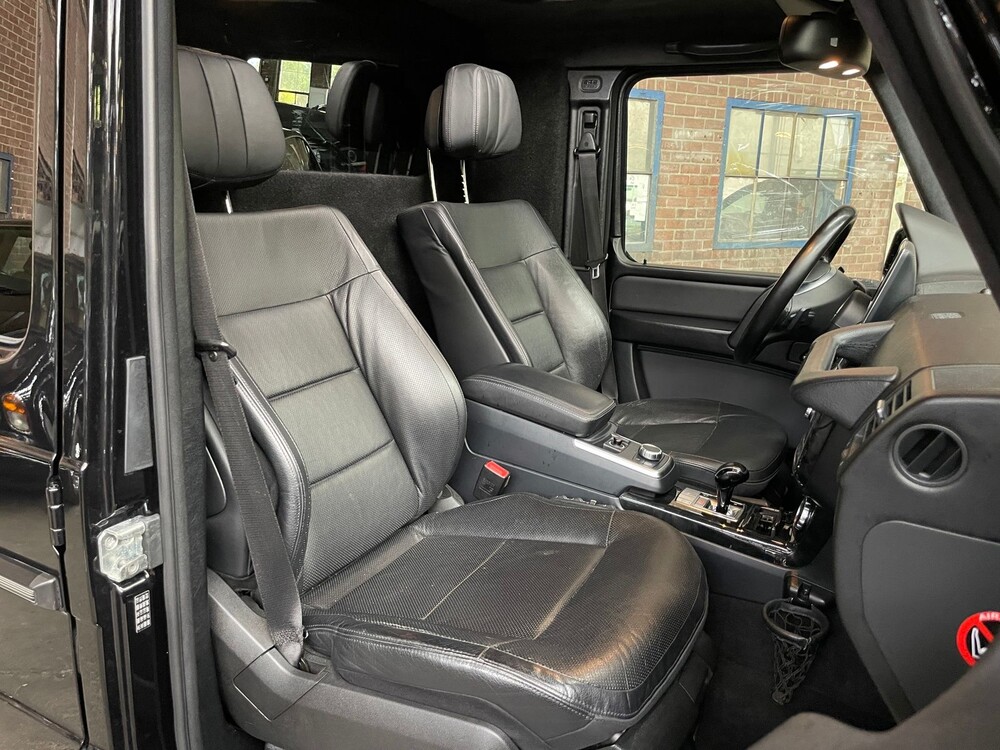 211 PS grauer G-Klasse 2013, VSV-08-S