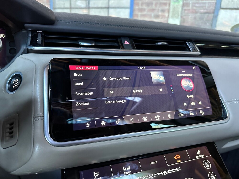 Land Rover Range Rover Velar 3.0 V6 AWD First Edition 300PS 2018, RP-270-X