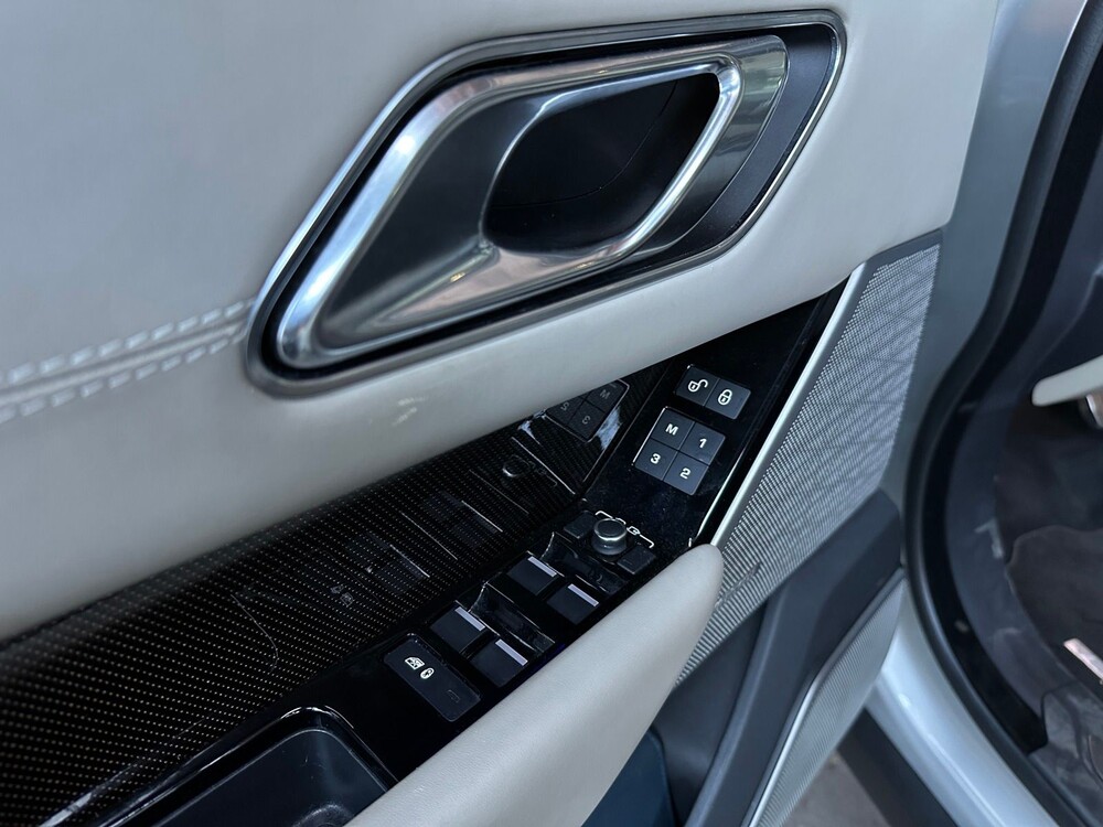 Land Rover Range Rover Velar 3.0 V6 AWD First Edition 300PS 2018, RP-270-X