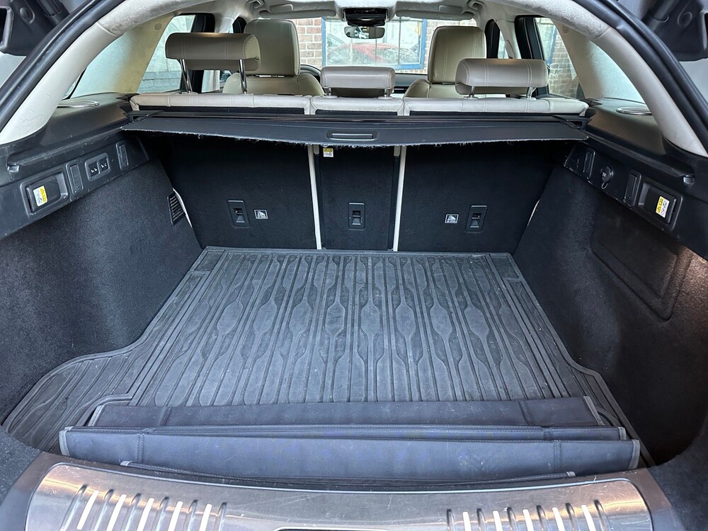 Land Rover Range Rover Velar 3.0 V6 AWD First Edition 300PS 2018, RP-270-X