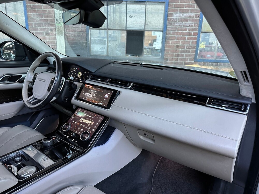 Land Rover Range Rover Velar 3.0 V6 AWD First Edition 300PS 2018, RP-270-X