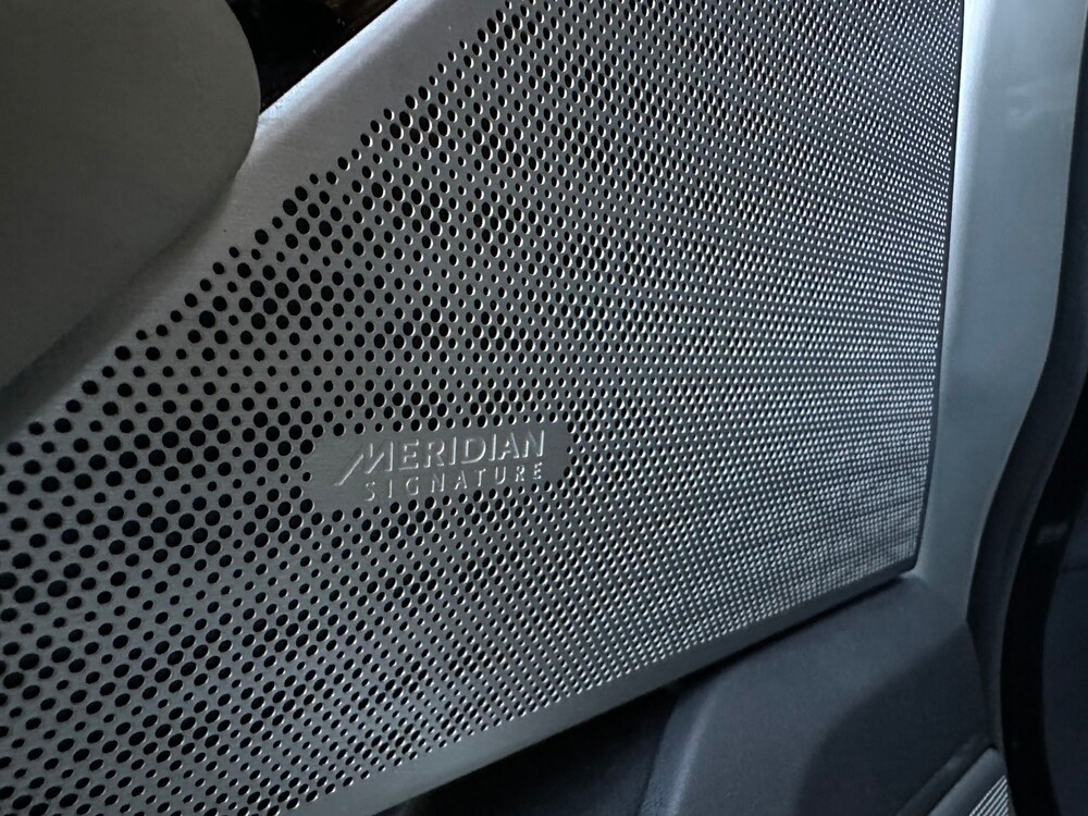 Land Rover Range Rover Velar 3.0 V6 AWD First Edition 300PS 2018, RP-270-X