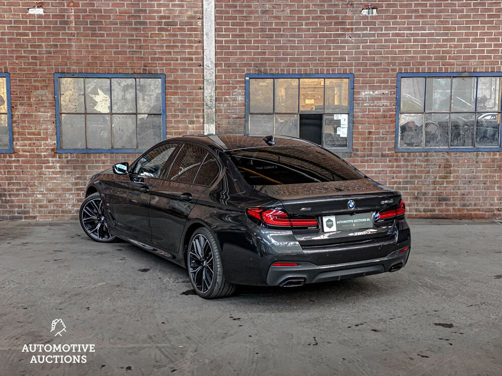 BMW 545e xDrive 545xe M-Sport High-Executive-Edition Plug-In Hybride 394pk ORG-NL (GARANTIE), K-331-JG