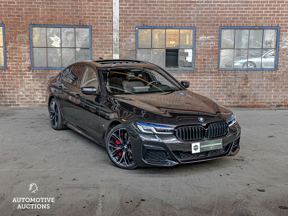 BMW 545e xDrive 545xe M-Sport High-Executive-Edition Plug-In Hybride 394pk ORG-NL (GARANTIE), K-331-JG