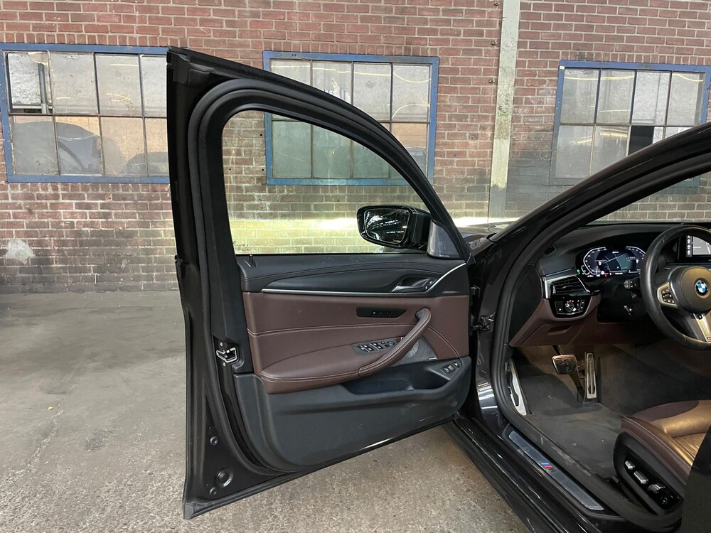 BMW 545e xDrive 545xe M-Sport High-Executive-Edition Plug-In Hybride 394pk ORG-NL (GARANTIE), K-331-JG