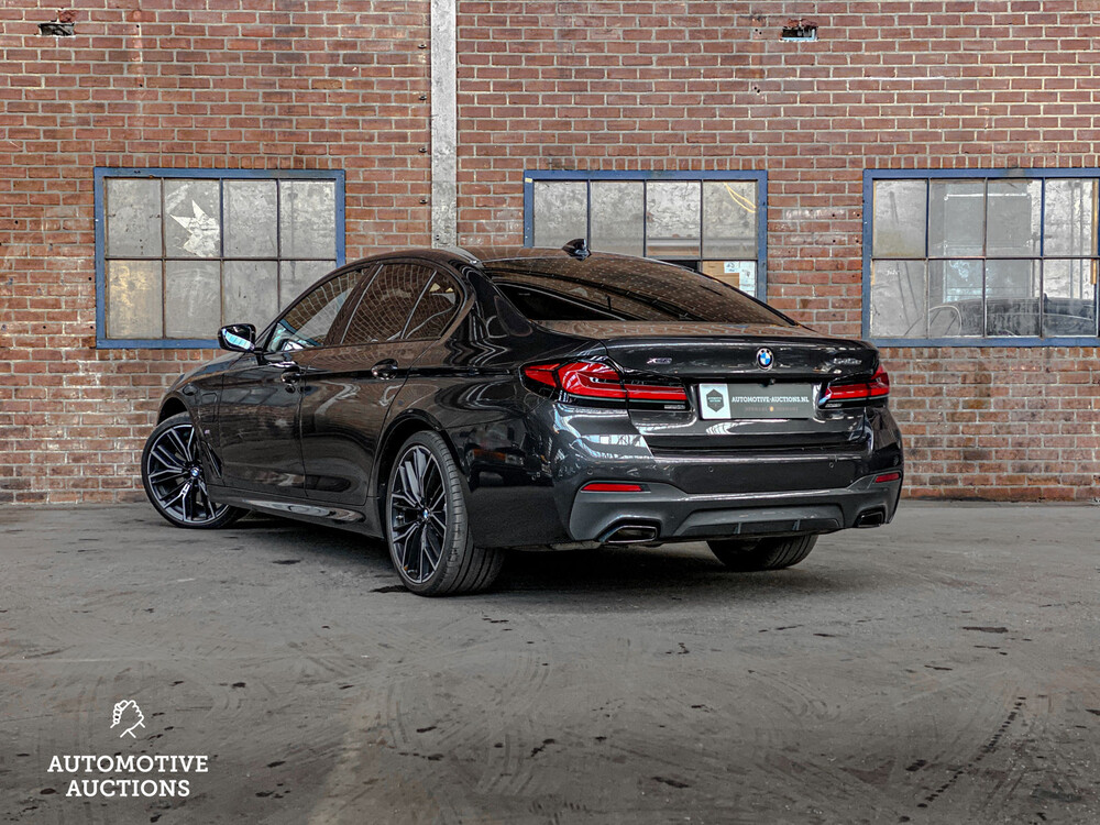 BMW 545e xDrive 545xe M-Sport High-Executive-Edition Plug-In Hybride 394pk ORG-NL (GARANTIE), K-331-JG