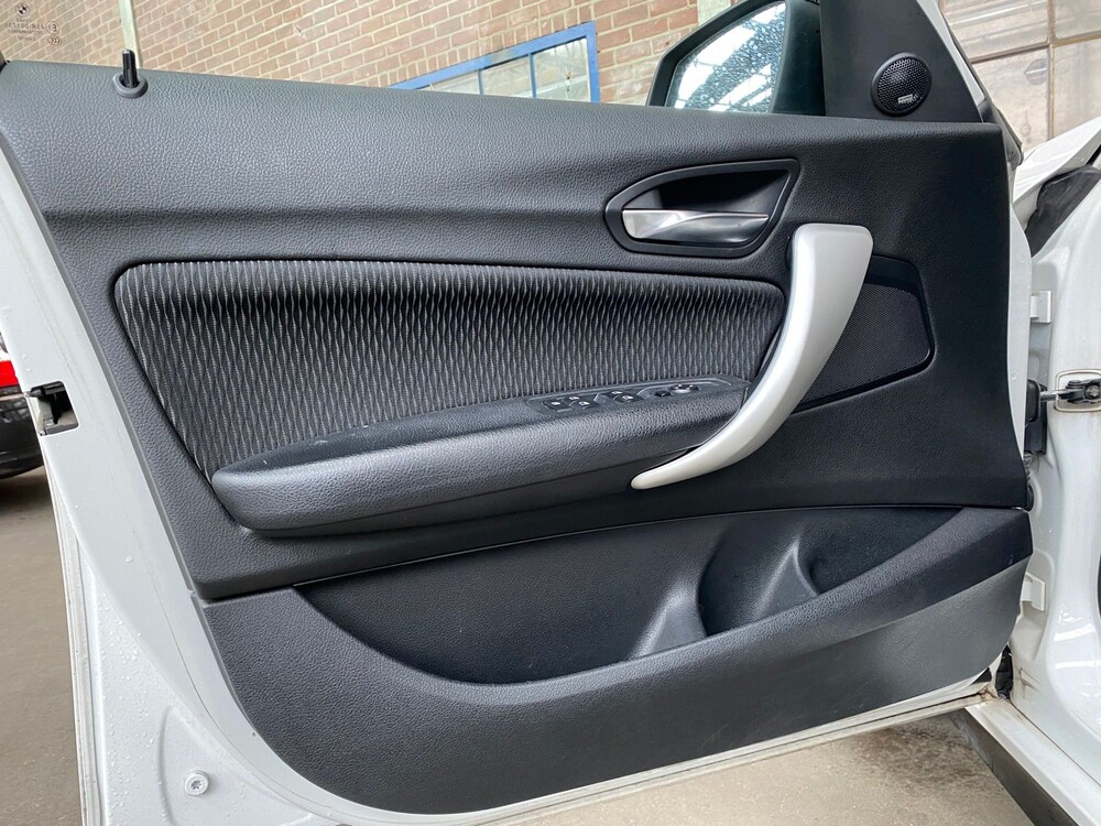 BMW 116d Business+ 1er 116PS 2012 -Orig. NL-, 61-TDL-5