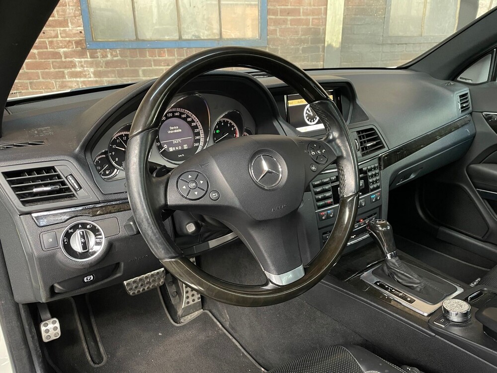 Mercedes-Benz E500 AMG 7G-TRONIC PLUS Coupé 388hp 2010