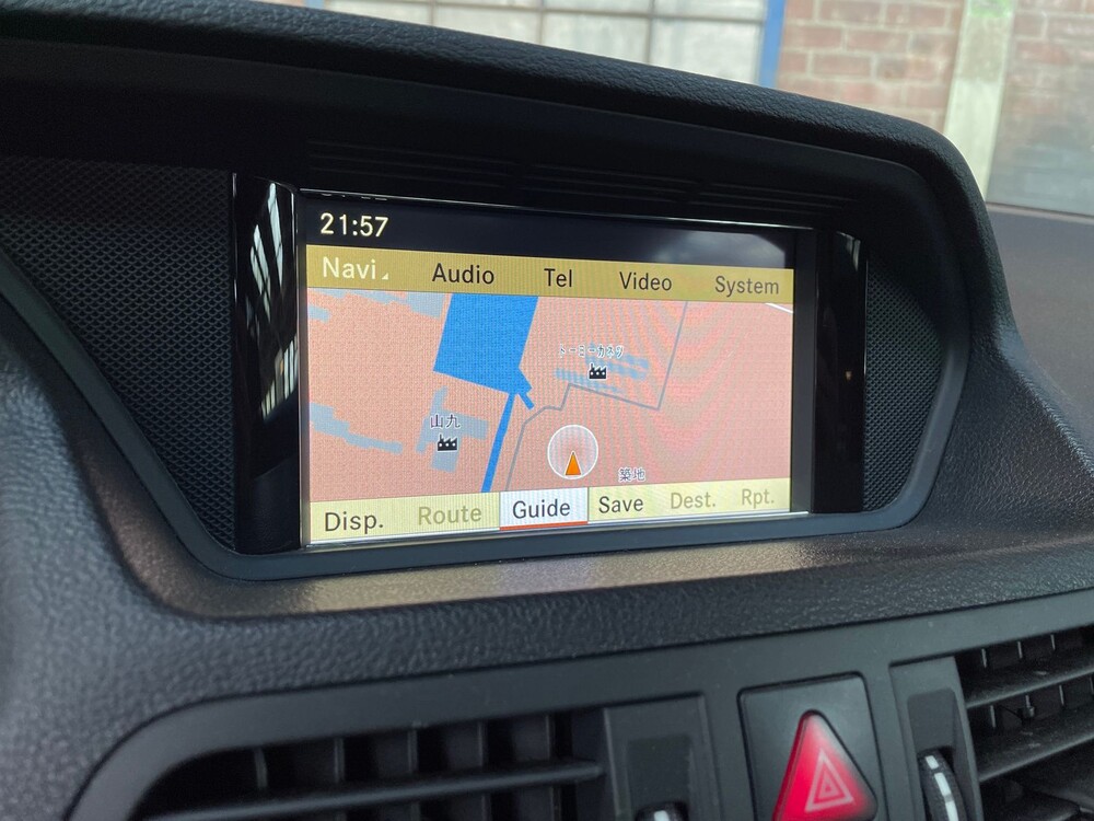 Mercedes-Benz E500 AMG 7G-TRONIC PLUS Coupé 388hp 2010