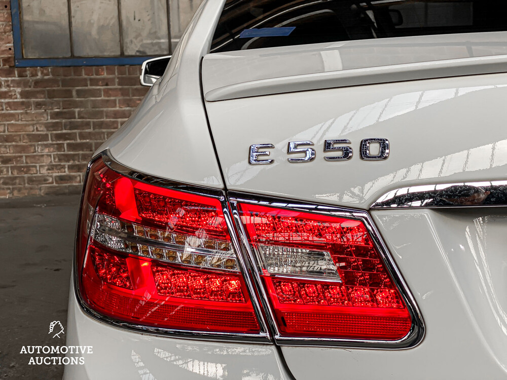 Mercedes-Benz E500 AMG 7G-TRONIC PLUS Coupé 388hp 2010