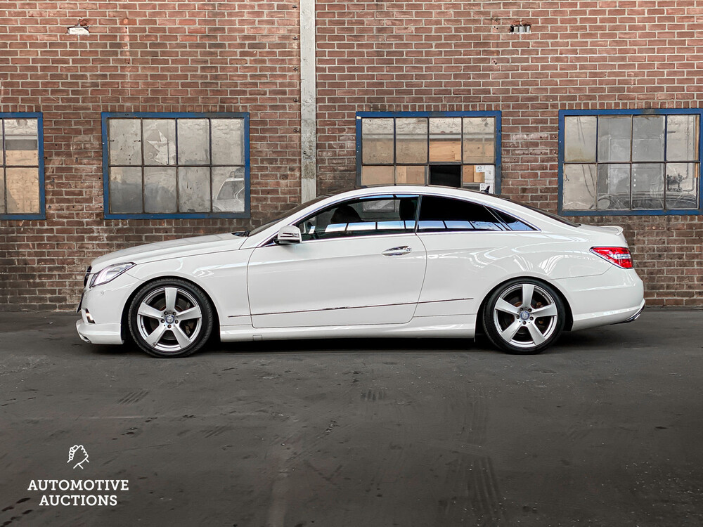 Mercedes-Benz E500 AMG 7G-TRONIC PLUS Coupé 388hp 2010
