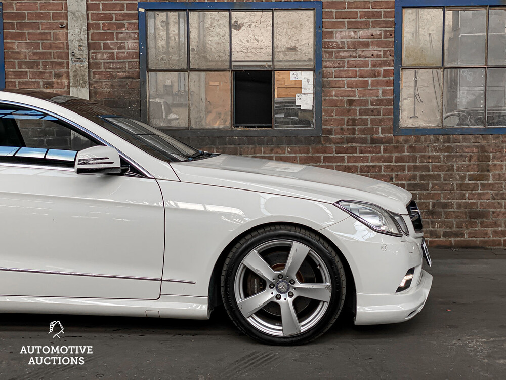 Mercedes-Benz E500 AMG 7G-TRONIC PLUS Coupé 388hp 2010