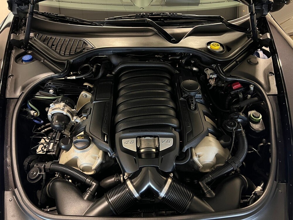 Porsche Panamera GTS 4.8 V8 430pk Sport-Chrono 2012 -Orig.  NL-, 84-XRP-5