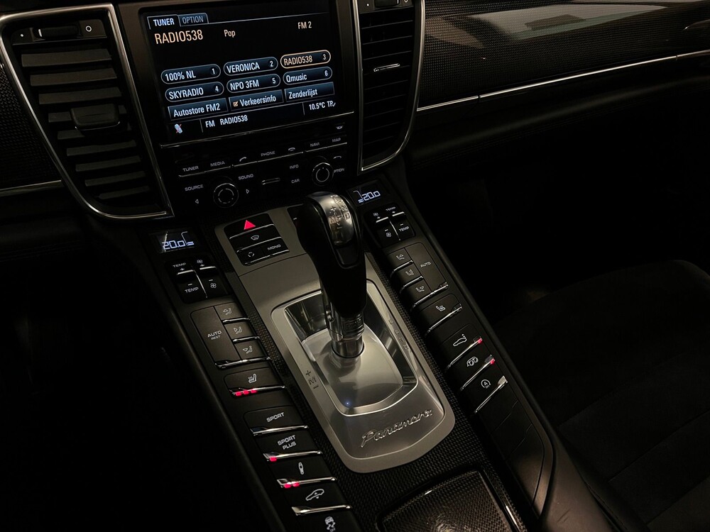 Porsche Panamera GTS 4.8 V8 430pk Sport-Chrono 2012 -Orig.  NL-, 84-XRP-5