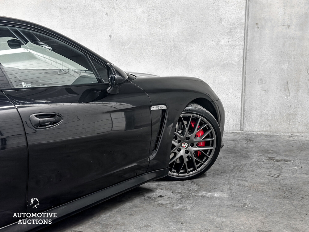Porsche Panamera GTS 4.8 V8 430pk Sport-Chrono 2012 -Orig.  NL-, 84-XRP-5