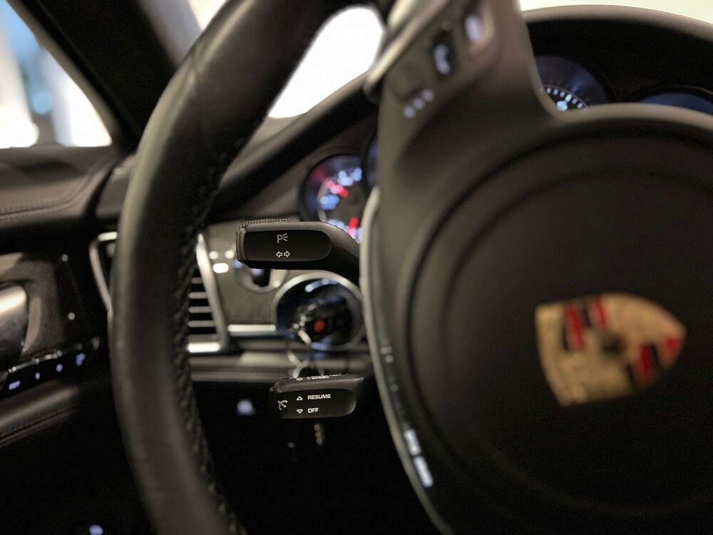 Porsche Panamera GTS 4.8 V8 430pk Sport-Chrono 2012 -Orig.  NL-, 84-XRP-5