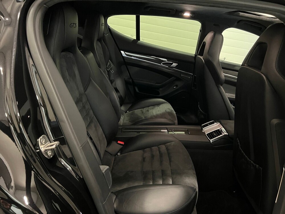 Porsche Panamera GTS 4.8 V8 430pk Sport-Chrono 2012 -Orig.  NL-, 84-XRP-5