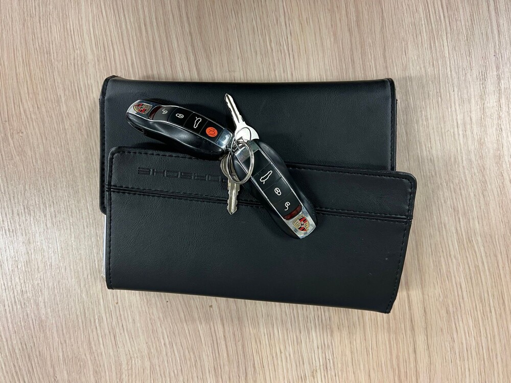 Porsche Panamera GTS 4.8 V8 430pk Sport-Chrono 2012 -Orig.  NL-, 84-XRP-5