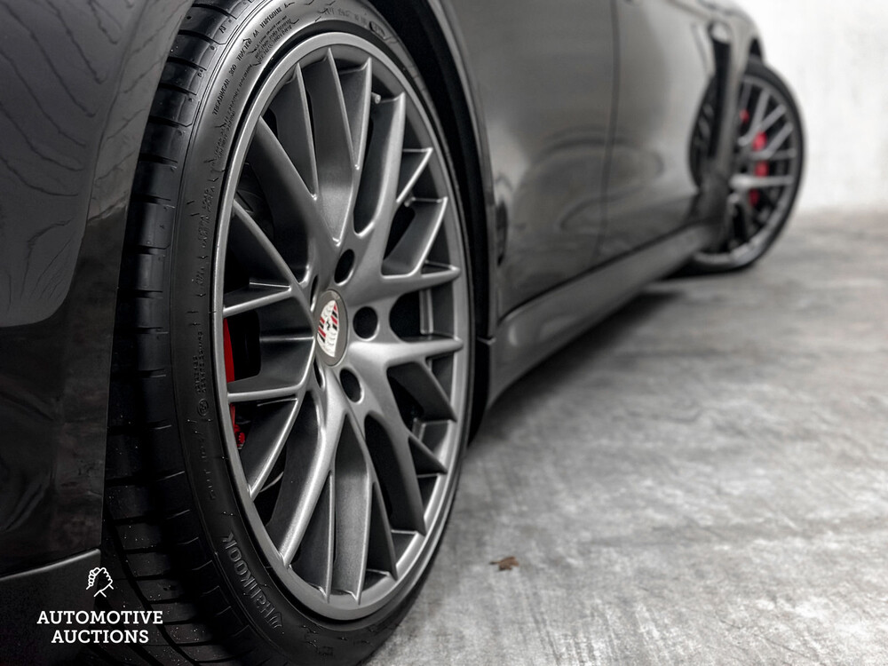 Porsche Panamera GTS 4.8 V8 430pk Sport-Chrono 2012 -Orig.  NL-, 84-XRP-5