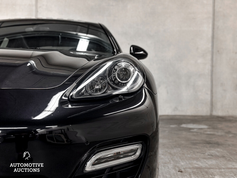 Porsche Panamera GTS 4.8 V8 430pk Sport-Chrono 2012 -Orig.  NL-, 84-XRP-5