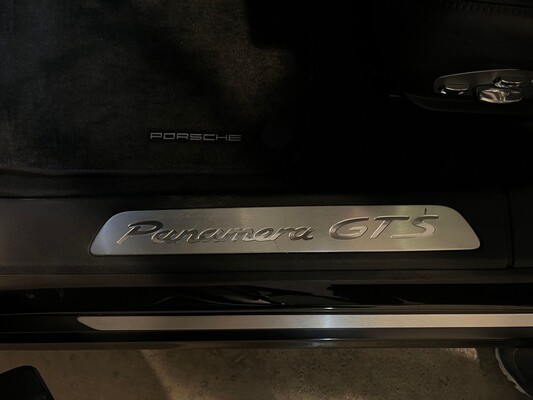 Porsche Panamera GTS 4.8 V8 430pk Sport-Chrono 2012 -Orig.  NL-, 84-XRP-5