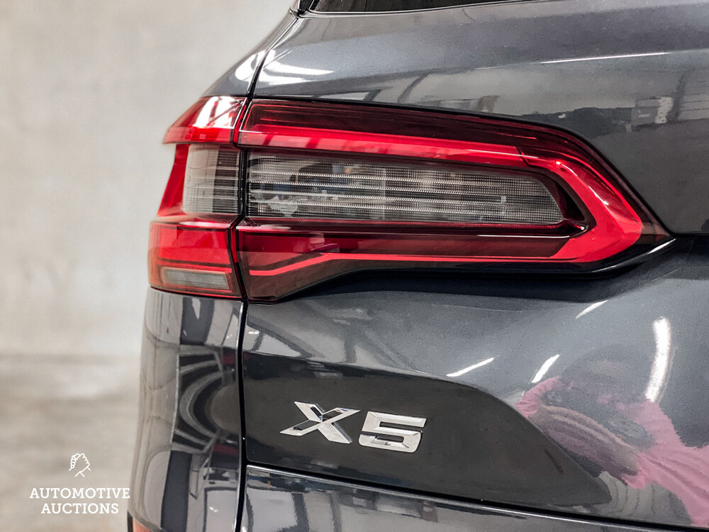 BMW X5 xDrive40i M-Sport 3.0 G05 340hp 2019