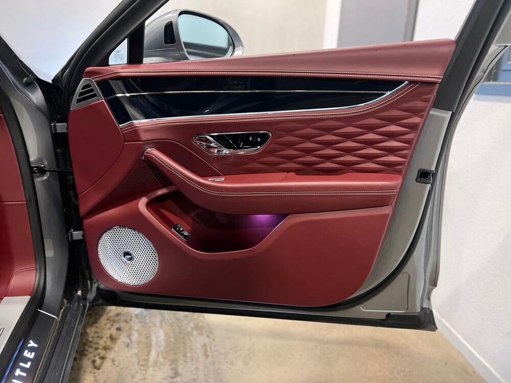 Bentley Flying Spur 6.0 W12 S First-Edition 635pk 2020 -Orig. NL-