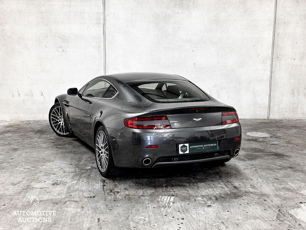 Aston Martin V8 Vantage 4.7 Sportshift 426pk 2009, 49-PRF-6