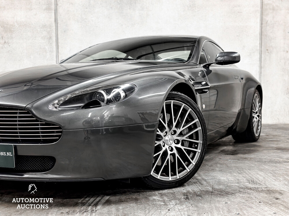 Aston Martin V8 Vantage 4.7 Sportshift 426pk 2009, 49-PRF-6