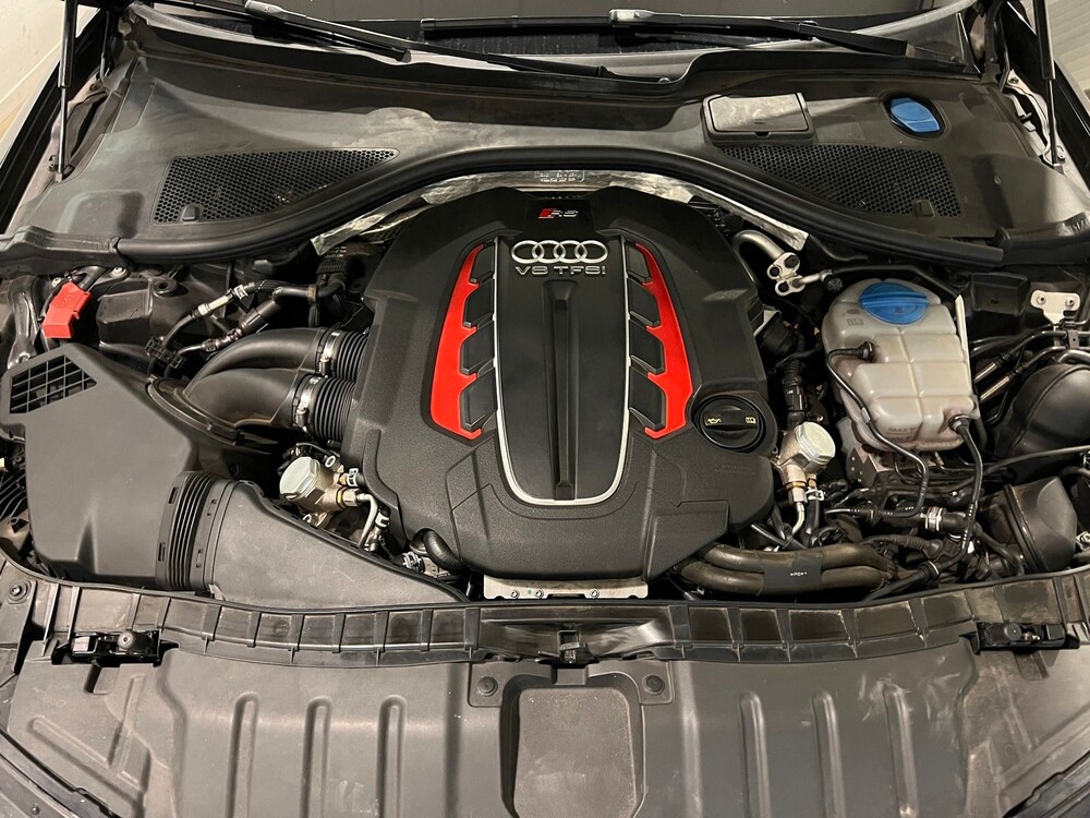 Audi RS6 4.0 TFSI V8 Quattro -MILLTEK- 560pk 2013 -CARBON-, 2-SKH-19