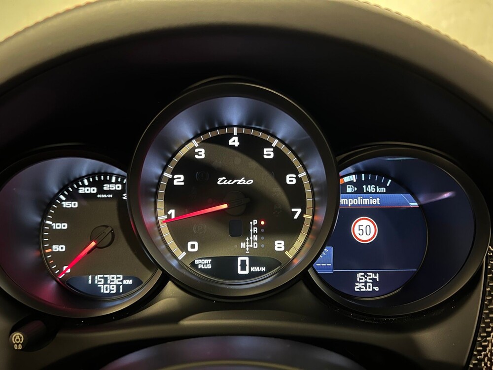 Porsche Macan Turbo 3.6 V6 400pk Sport-Design Sport-Chrono CARBON 2014, XF-975-G