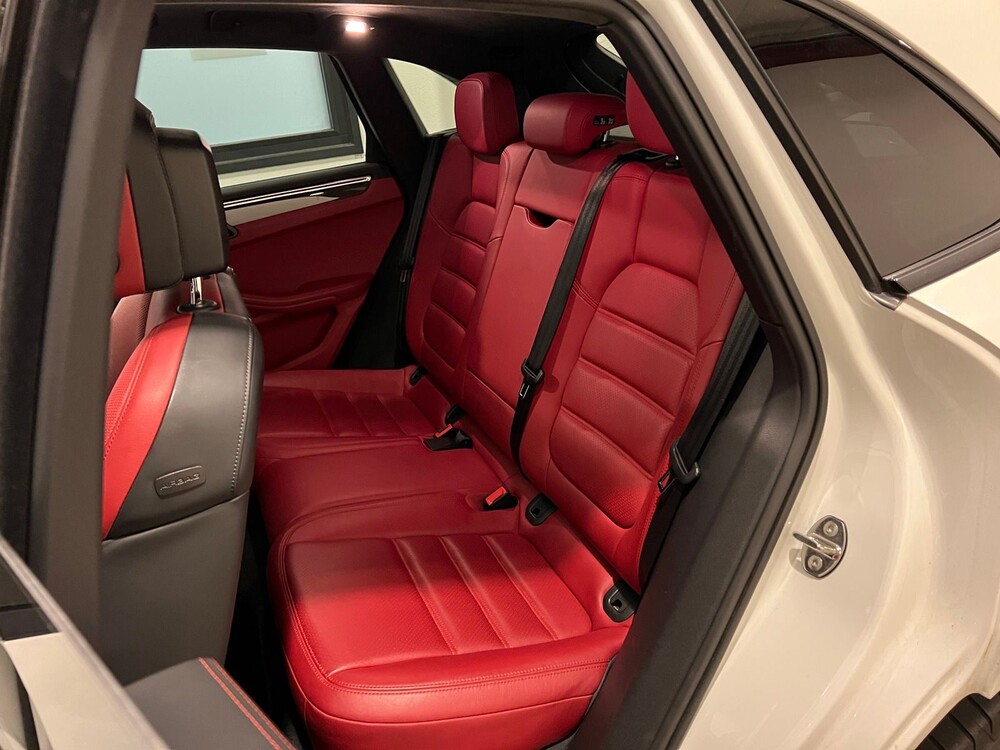 Porsche Macan Turbo 3.6 V6 400pk Sport-Design Sport-Chrono CARBON 2014, XF-975-G