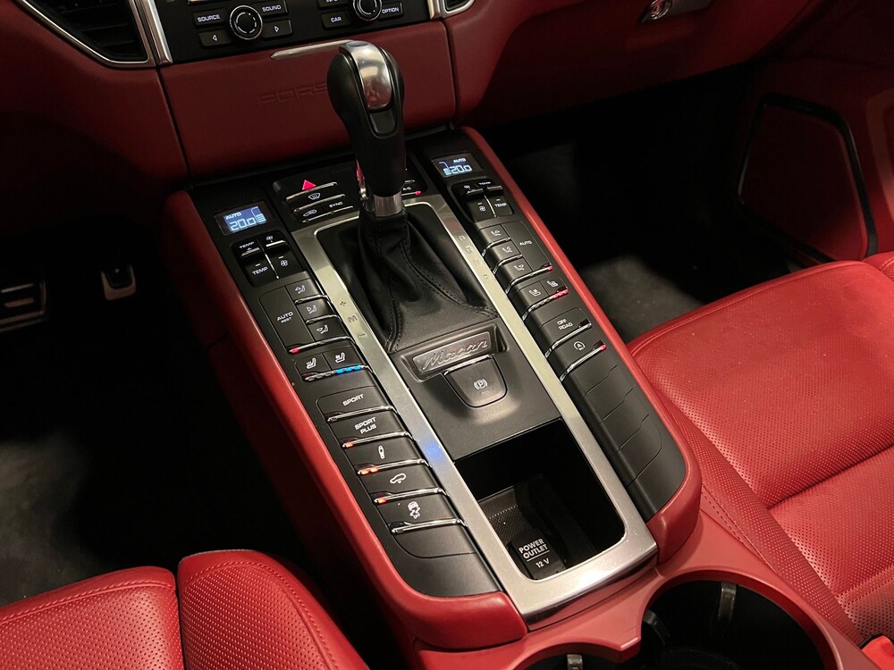 Porsche Macan Turbo 3.6 V6 400pk Sport-Design Sport-Chrono CARBON 2014, XF-975-G