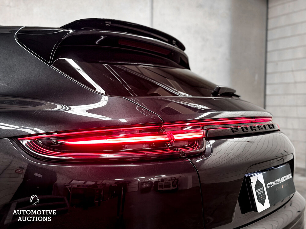 Porsche Panamera Sport Turismo Turbo S E-Hybrid 4.0 V8 680PS 2018 -orig. NL-, RP-882-P