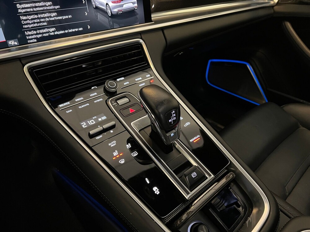 Porsche Panamera Sport Turismo Turbo S E-Hybrid 4.0 V8 680PS 2018 -orig. NL-, RP-882-P
