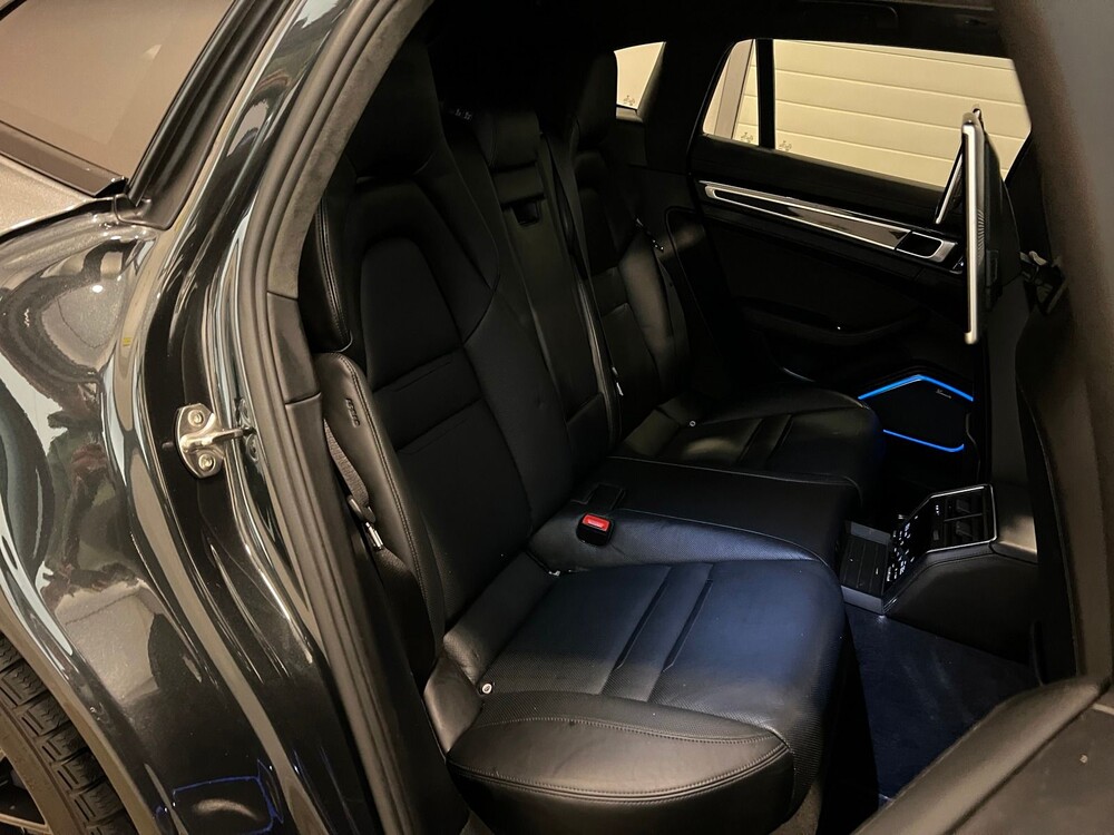 Porsche Panamera Sport Turismo Turbo S E-Hybrid 4.0 V8 680PS 2018 -orig. NL-, RP-882-P