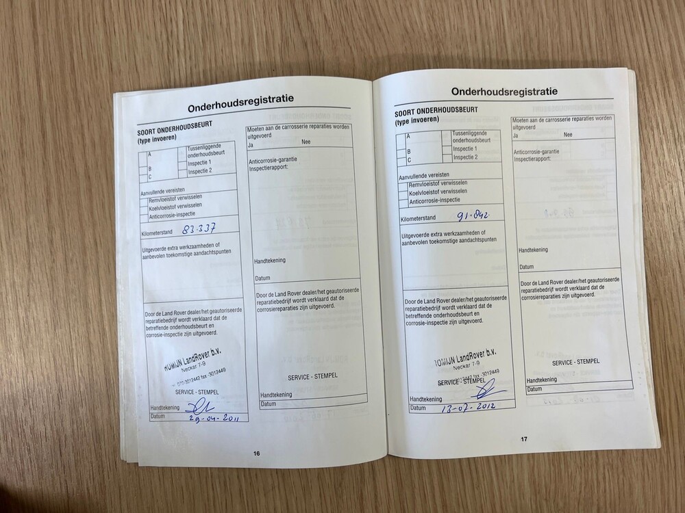 Land Rover Range Rover 4.4 V8 Vogue 386pk 2004 -Orig. NL-, 32-PP-PL -YOUNGTIMER-