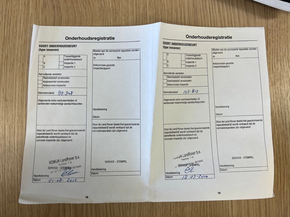 Land Rover Range Rover 4.4 V8 Vogue 386pk 2004 -Orig. NL-, 32-PP-PL -YOUNGTIMER-