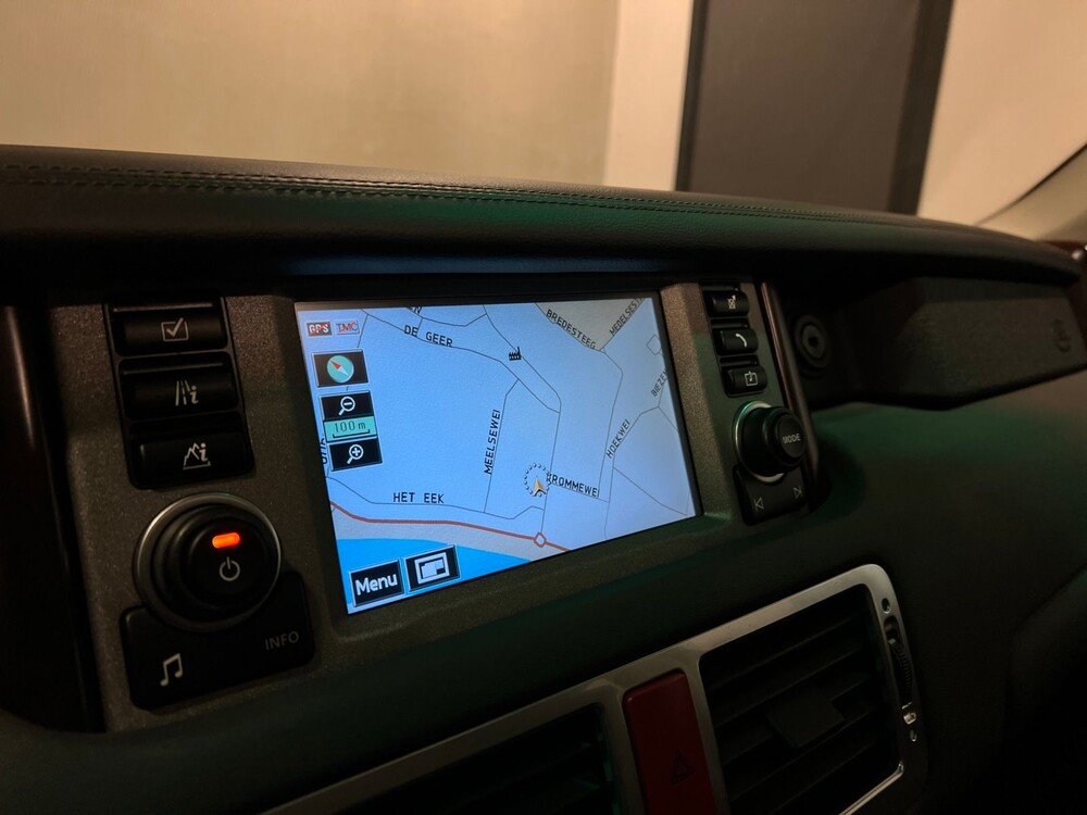 Land Rover Range Rover 4.4 V8 Vogue 386pk 2004 -Orig. NL-, 32-PP-PL -YOUNGTIMER-