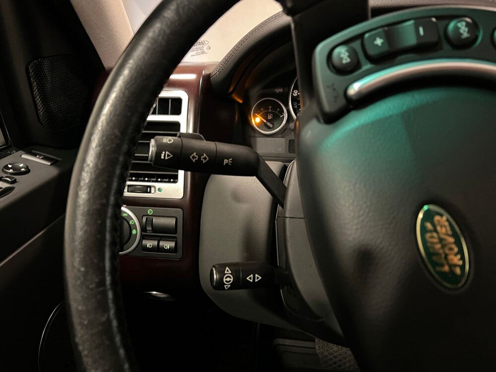 Land Rover Range Rover 4.4 V8 Vogue 386pk 2004 -Orig. NL-, 32-PP-PL -YOUNGTIMER-