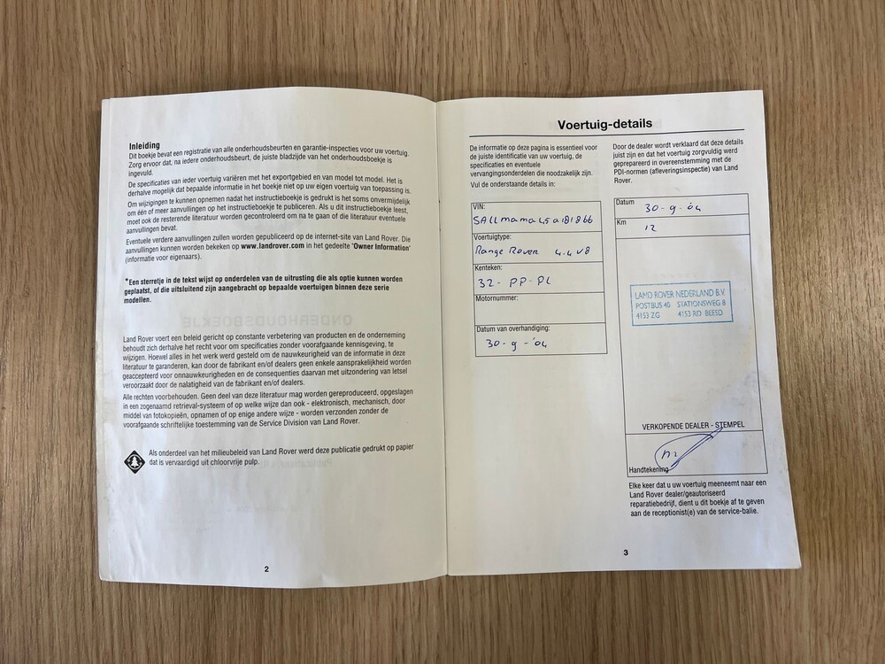 Land Rover Range Rover 4.4 V8 Vogue 386pk 2004 -Orig. NL-, 32-PP-PL -YOUNGTIMER-