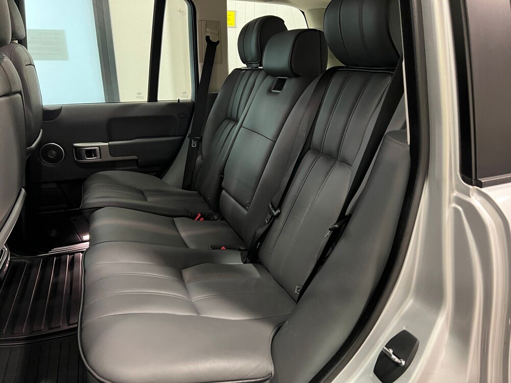 Land Rover Range Rover 4.4 V8 Vogue 386pk 2004 -Orig. NL-, 32-PP-PL -YOUNGTIMER-