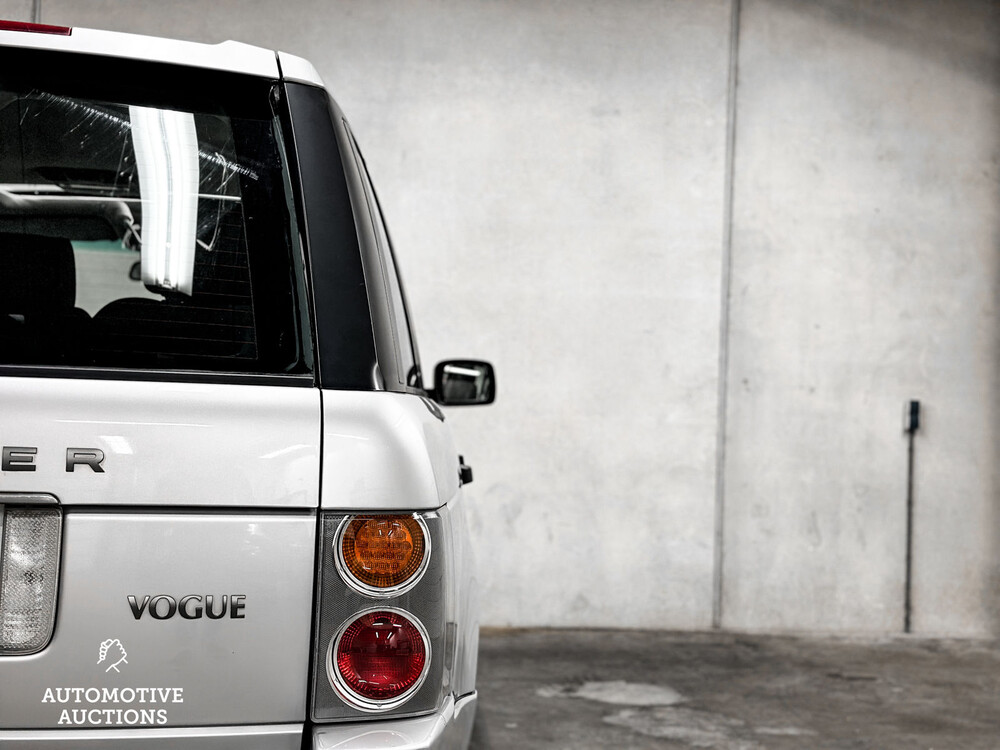 Land Rover Range Rover 4.4 V8 Vogue 386pk 2004 -Orig. NL-, 32-PP-PL -YOUNGTIMER-