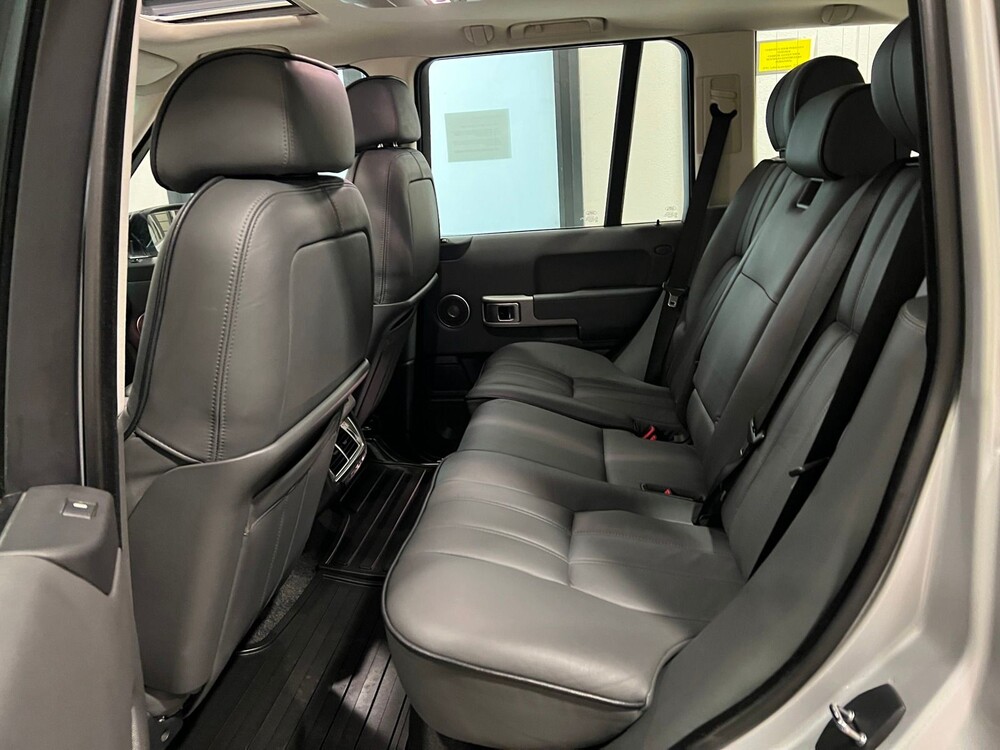 Land Rover Range Rover 4.4 V8 Vogue 386pk 2004 -Orig. NL-, 32-PP-PL -YOUNGTIMER-