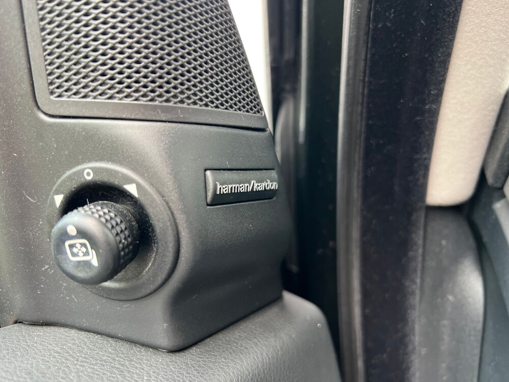 Land Rover Range Rover Discovery 4.4 V8 204pk 2005, 43-TH-DT