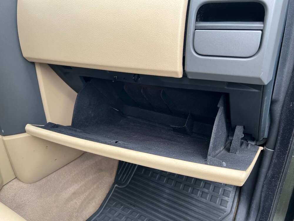 Land Rover Range Rover Discovery 4.4 V8 204pk 2005, 43-TH-DT