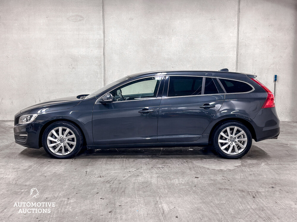 Volvo V60 2.0 D3 136pk 2015, ZN-778-S