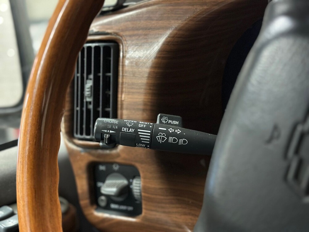 Chevrolet Starcraft 6.5 V8 218PS 2000 Kameercamper, T-567-BZ