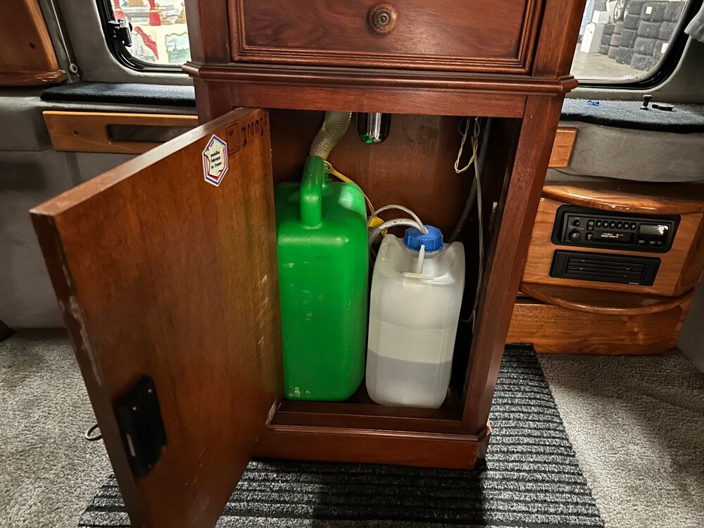 Chevrolet Starcraft 6.5 V8 218PS 2000 Kameercamper, T-567-BZ